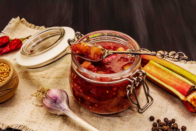 Rabarber chutney maken