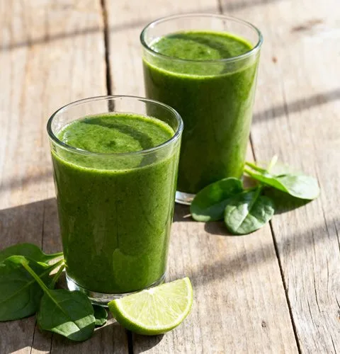 Spinazie smoothie maken