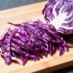 Gele tomaat chili chutney maken