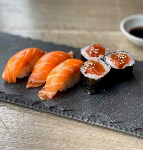 6 stukjes sushi die nog wat langer bewaren mogen worden.